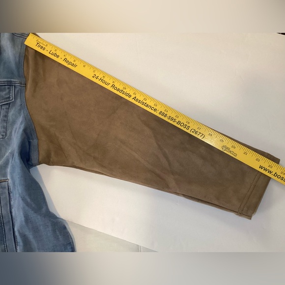 DG2 by Diane Gilman HSN New Classic Stretch Denim Jacket Women - Picture 5 of 9